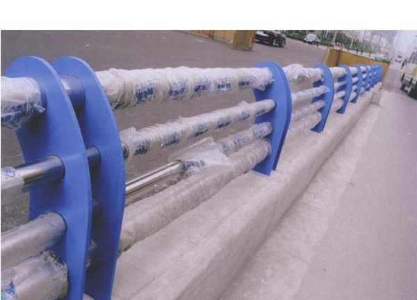 吐鲁番不锈钢复合管护栏​市场投机性转弱